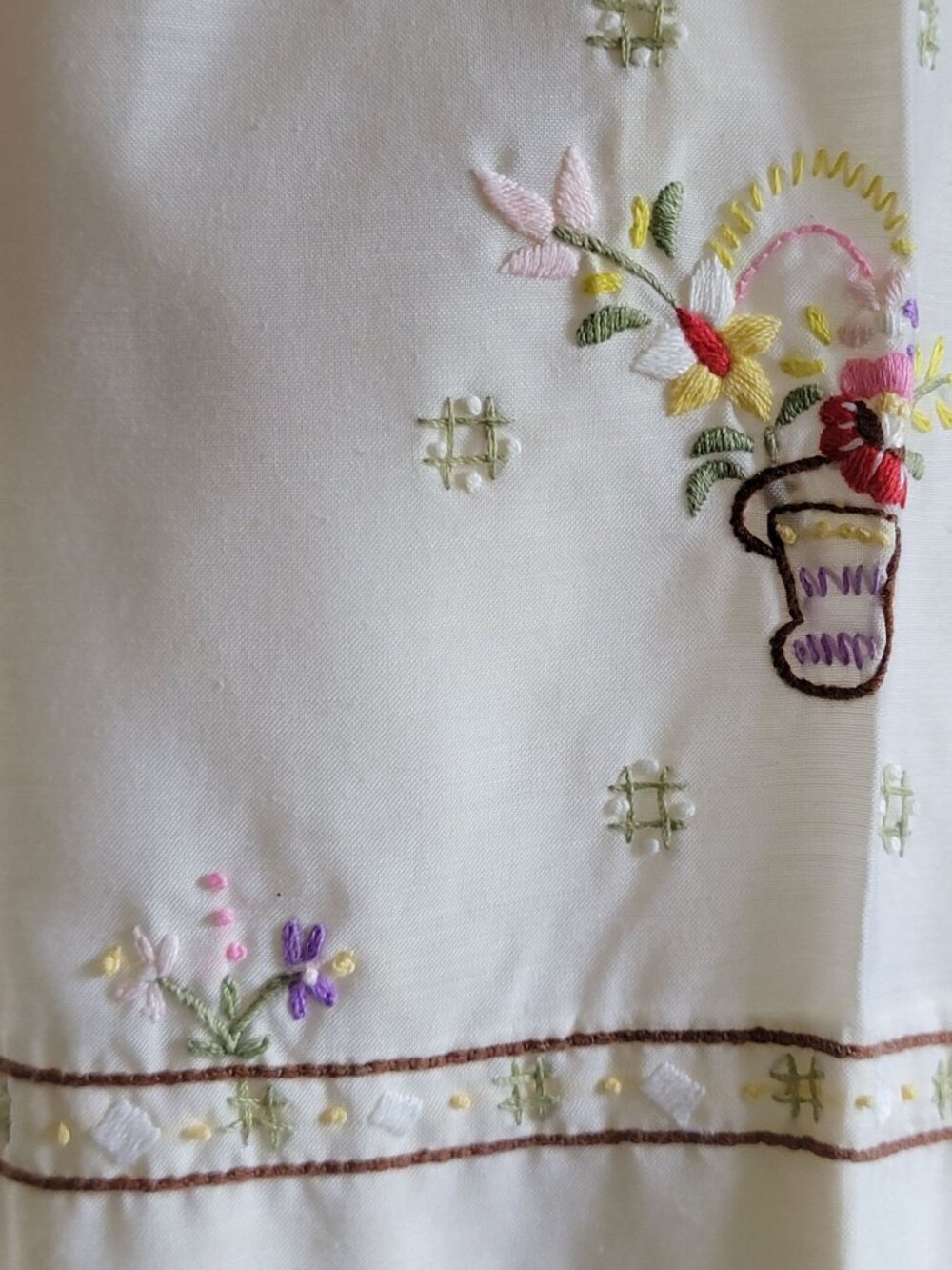 Vintage Hand Embroidered Floral Blouse Size 38 Medium Cream Cottagecore Top - Picture 5 of 11